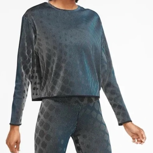 Nike Black and Teal Running Set Medium - Picture 8 of 9